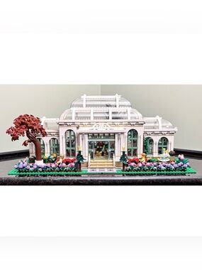 LEGO Ideas 21353 The Botanical Garden (No Box | No Instructions)